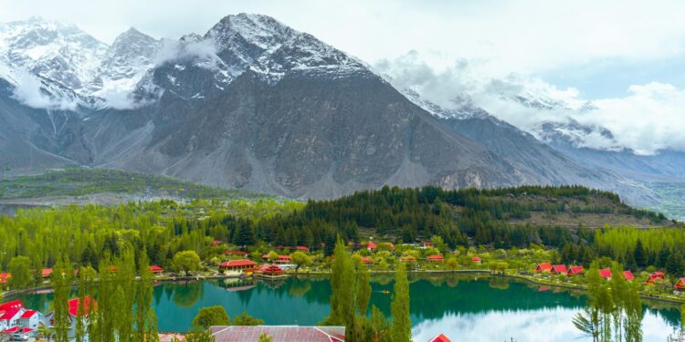 Camehoresbay: The Ultimate Destination for Nature Lovers and Adventurers